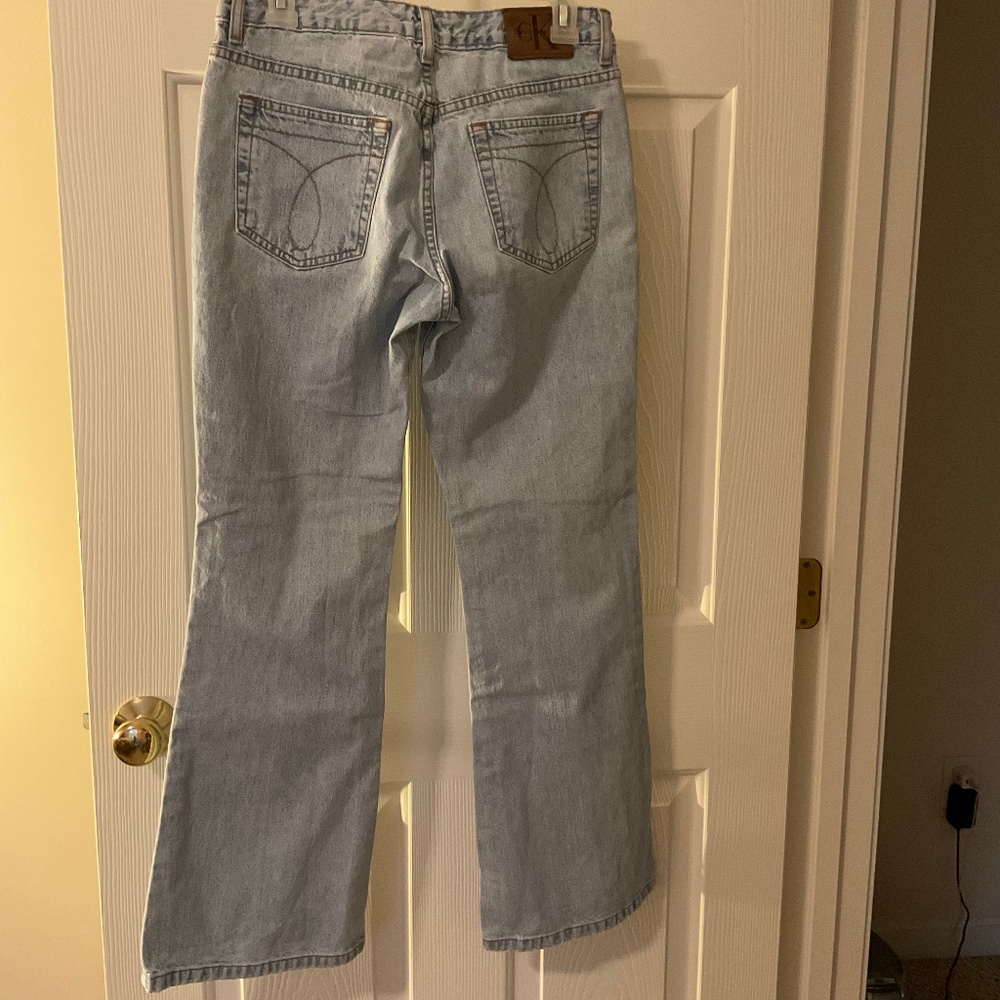 Calvin Klein flare leg jeans size 5 vintage wash high rise Y2K style denim - Picture 2 of 9